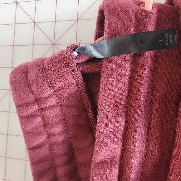 Fabletics sweatpants - Picture 2 of 2